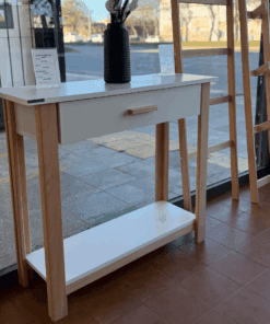 Alternative view of Recibidor con Cajón