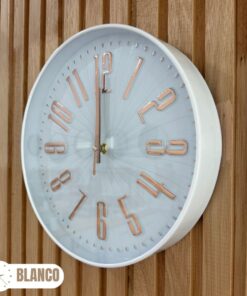 Alternative view of RELOJES