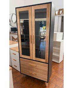 CRISTALERO NEGRO CON CAJONES